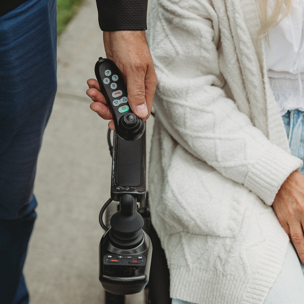 AEROLUX Series - Caregiver Remote